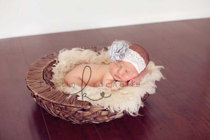 baby photographer studio san diego