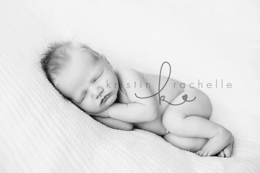 black-and-white-newborn-photographer