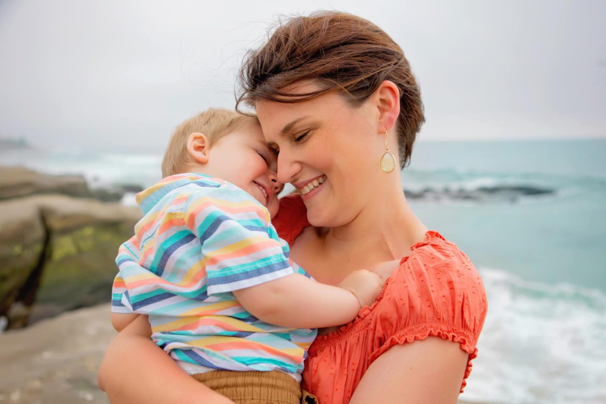 Mom and Baby snuggling for Family Photographer in San Diego 