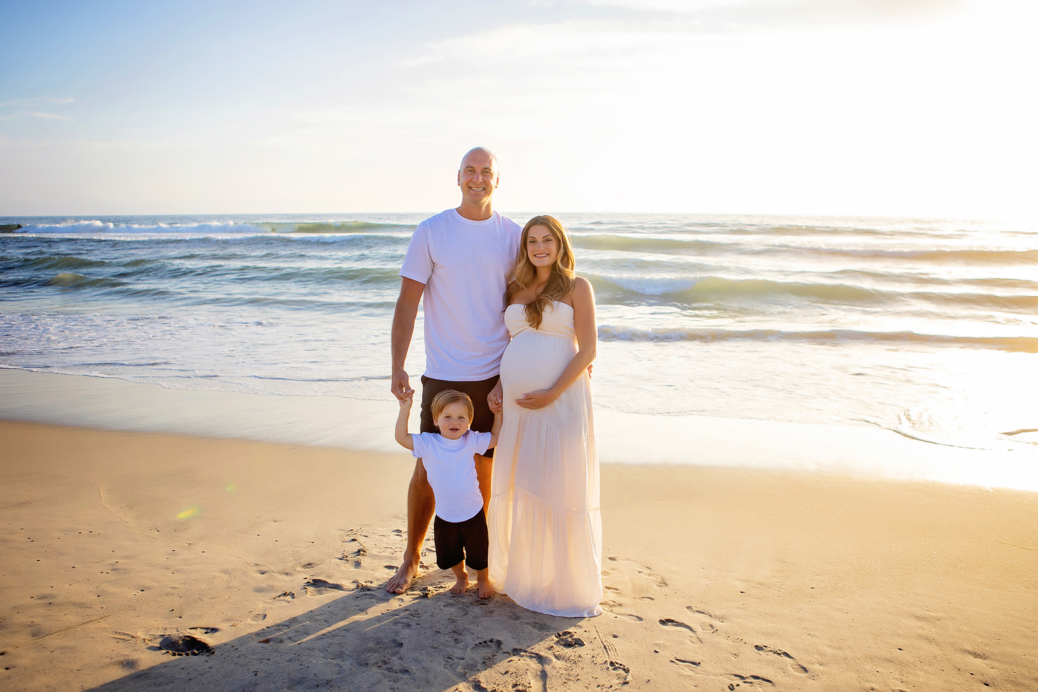 Beach Maternity Photographers in San Diego