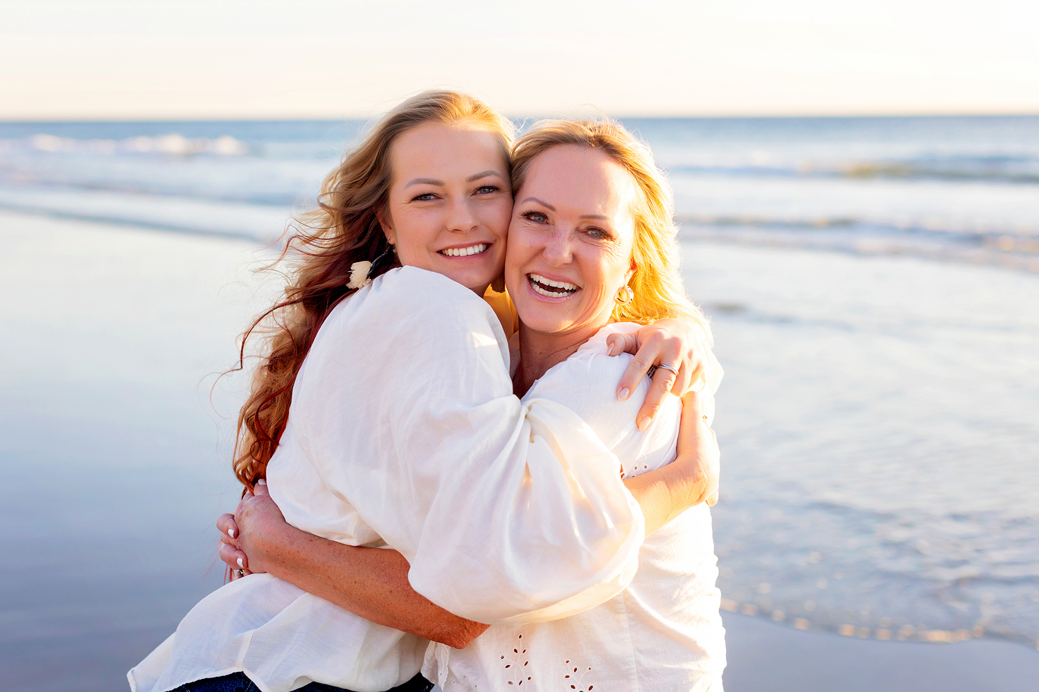 carlsbad family photos mom daughter embrace